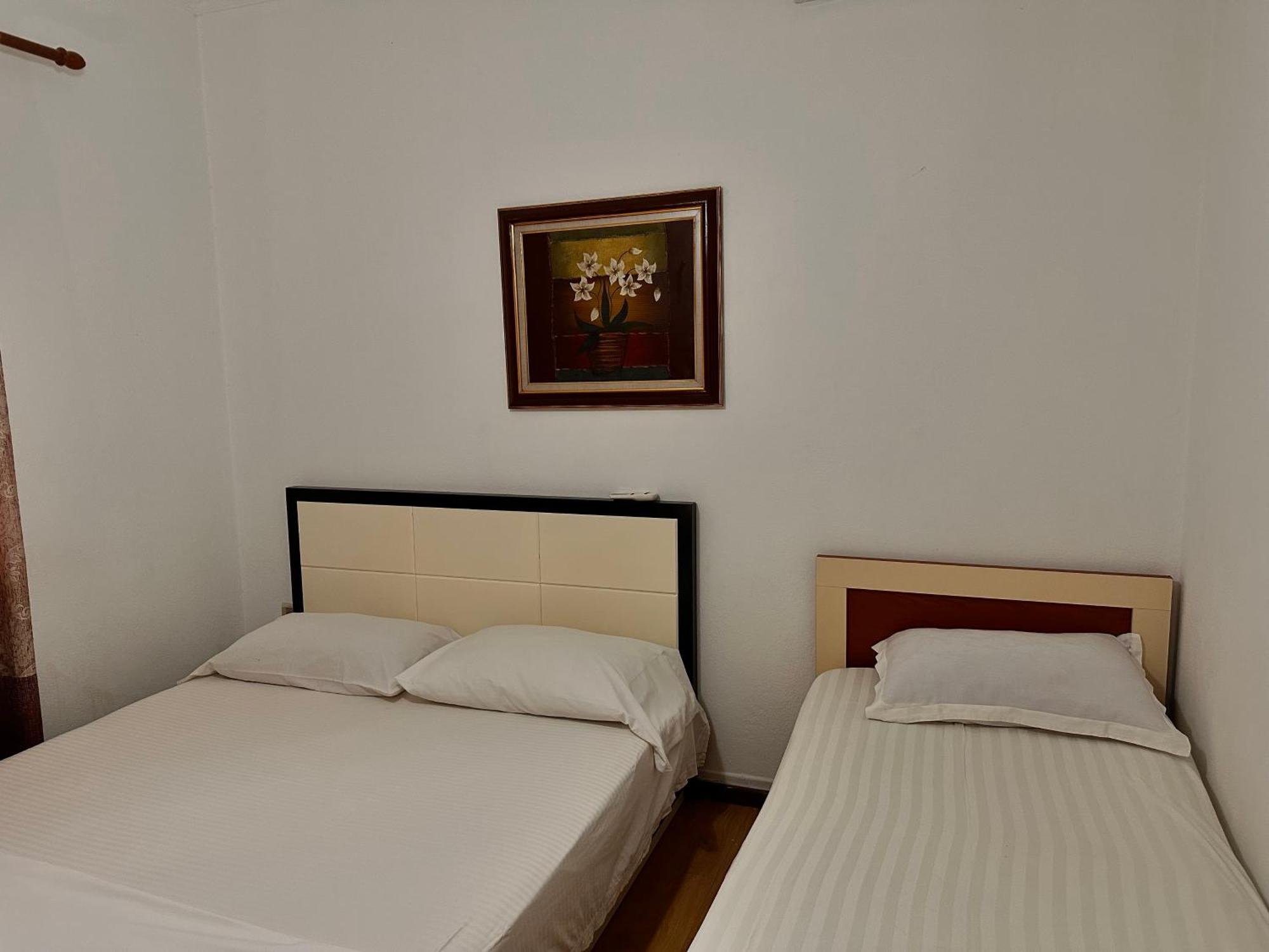 Hostel Grande House Tirana Exterior photo