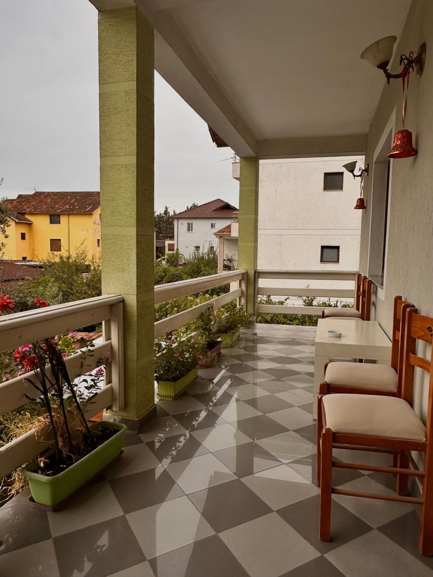 Hostel Grande House Tirana Exterior photo