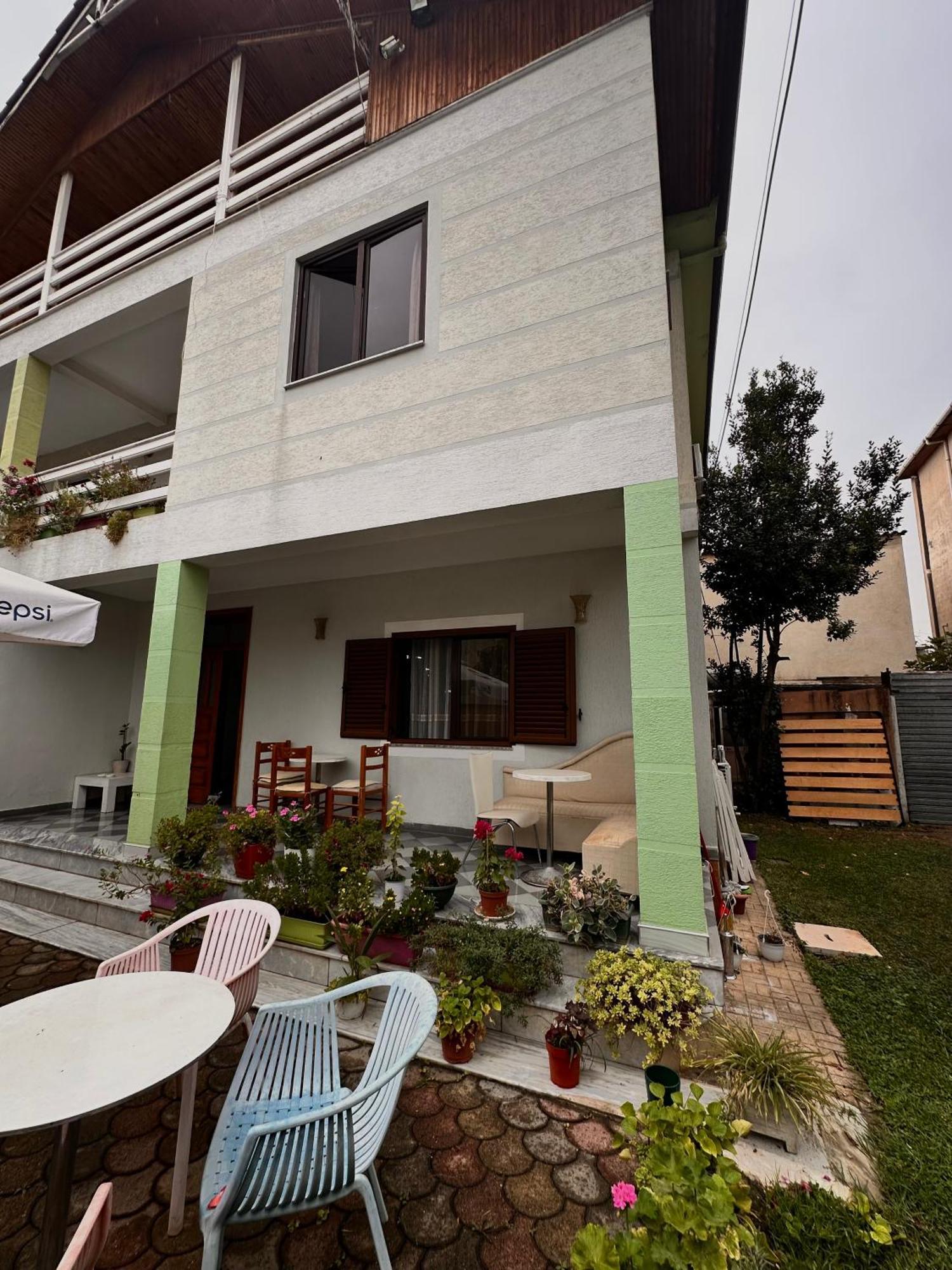 Hostel Grande House Tirana Exterior photo